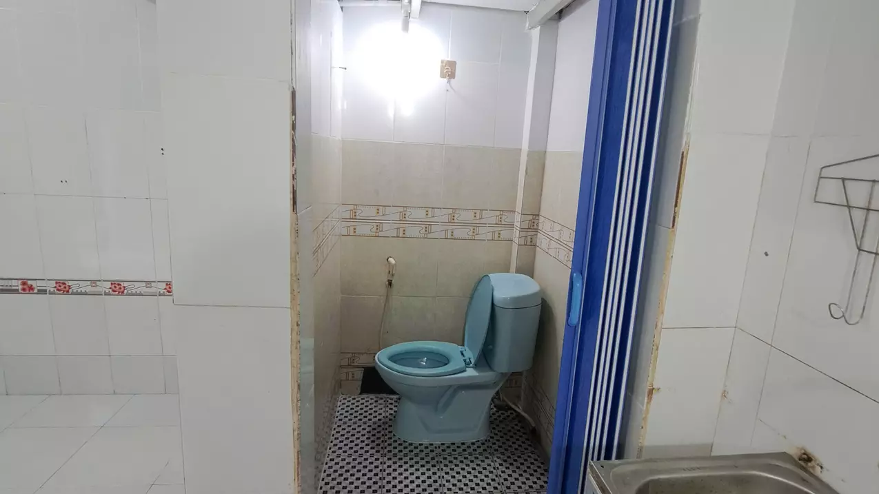 CHO THUÊ PHÒNG TRỌ CÓ GÁC LỬNG GẦN ĐH LUẬT – KHU VẠN PHÚC-anh-3