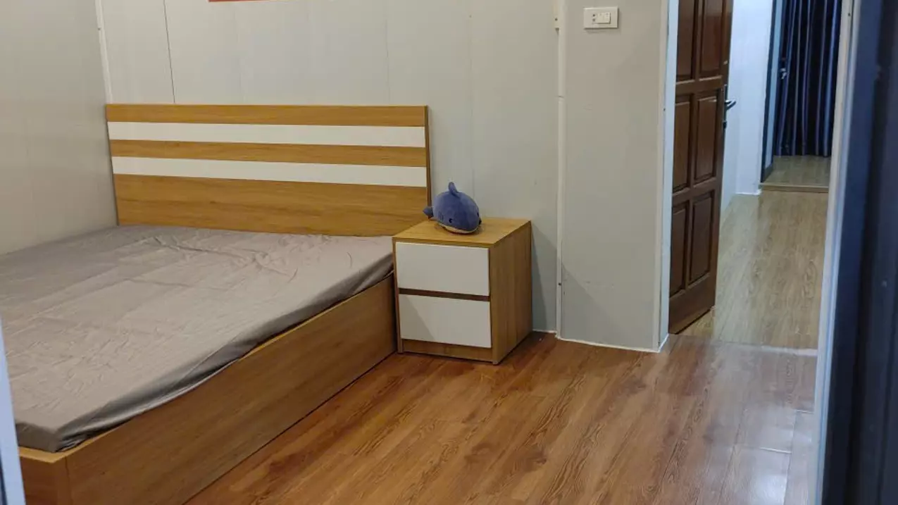 Cho Thuê Tập Thể Tầng 2 Ngõ Tân Mai - 82m2 Mới Kính Coong, Full Đồ Chỉ 10Tr-anh-1