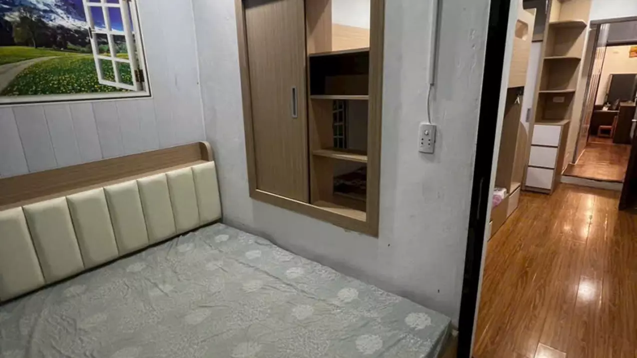 Cho Thuê Tập Thể Tầng 2 Ngõ Tân Mai - 82m2 Mới Kính Coong, Full Đồ Chỉ 10Tr-anh-2