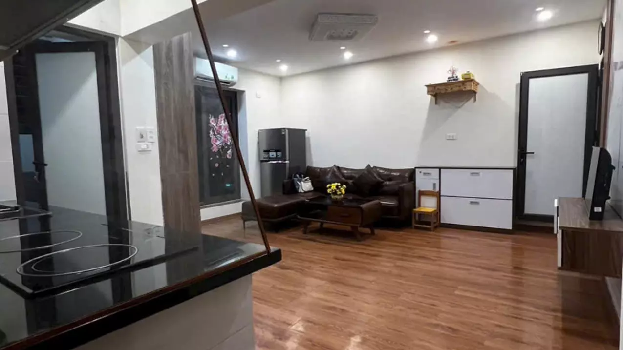 Cho Thuê Tập Thể Tầng 2 Ngõ Tân Mai - 82m2 Mới Kính Coong, Full Đồ Chỉ 10Tr-anh-4