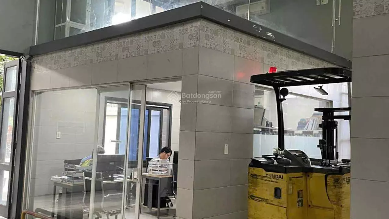 Cho thuê tòa nhà VP Kha Vạn Cân DT 1.235m2, có thang máy, 1 trệt 1 lầu - Giá thuê 200tr/tháng-anh-1