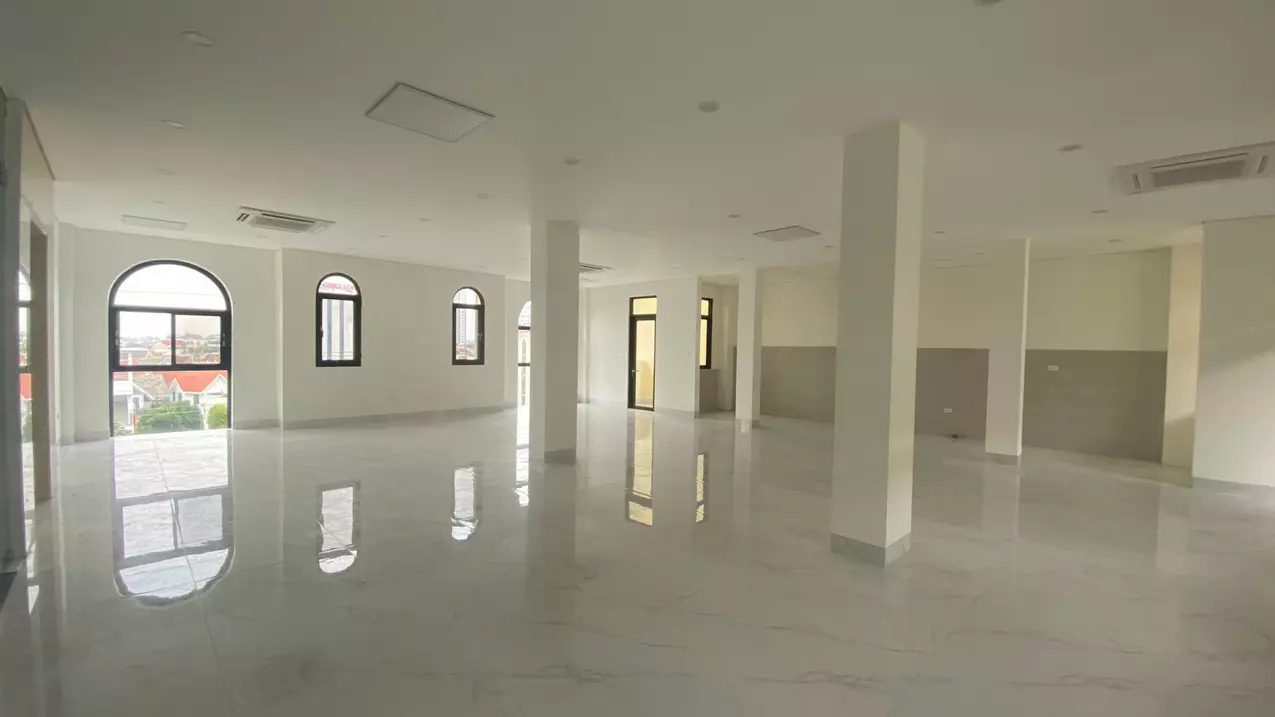 Cho thuê tòa văn phòng siêu đẹp căn góc Him Lam Vạn Phúc. DT 182m2*6 tầng mặt tiền 13m cực đẹp-anh-3