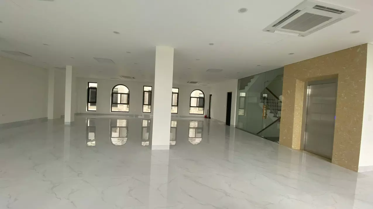 Cho thuê tòa văn phòng siêu đẹp căn góc Him Lam Vạn Phúc. DT 182m2*6 tầng mặt tiền 13m cực đẹp-anh-4