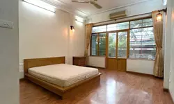 Cho thuê VP ngõ 100 Dịch Vọng Hậu, 3 tầng mỗi tầng 150m-anh-22