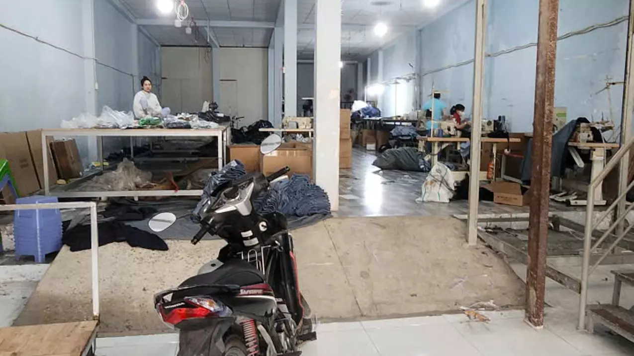 CHO THUÊ XƯỞNG MẶT TIỀN PHẠM THỊ GIÂY 8x36M TRỆT LẦU GIÁ 30 TRIỆU/T-anh-3