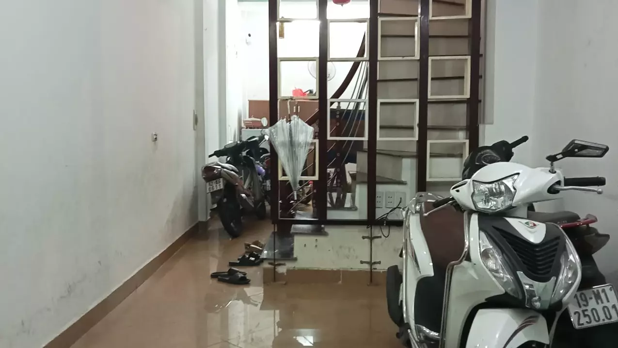 Có 102 Thịnh Quang, Đống Đa 5 tầng 7P 40m 7.9 tỷ có thương lượng-anh-2