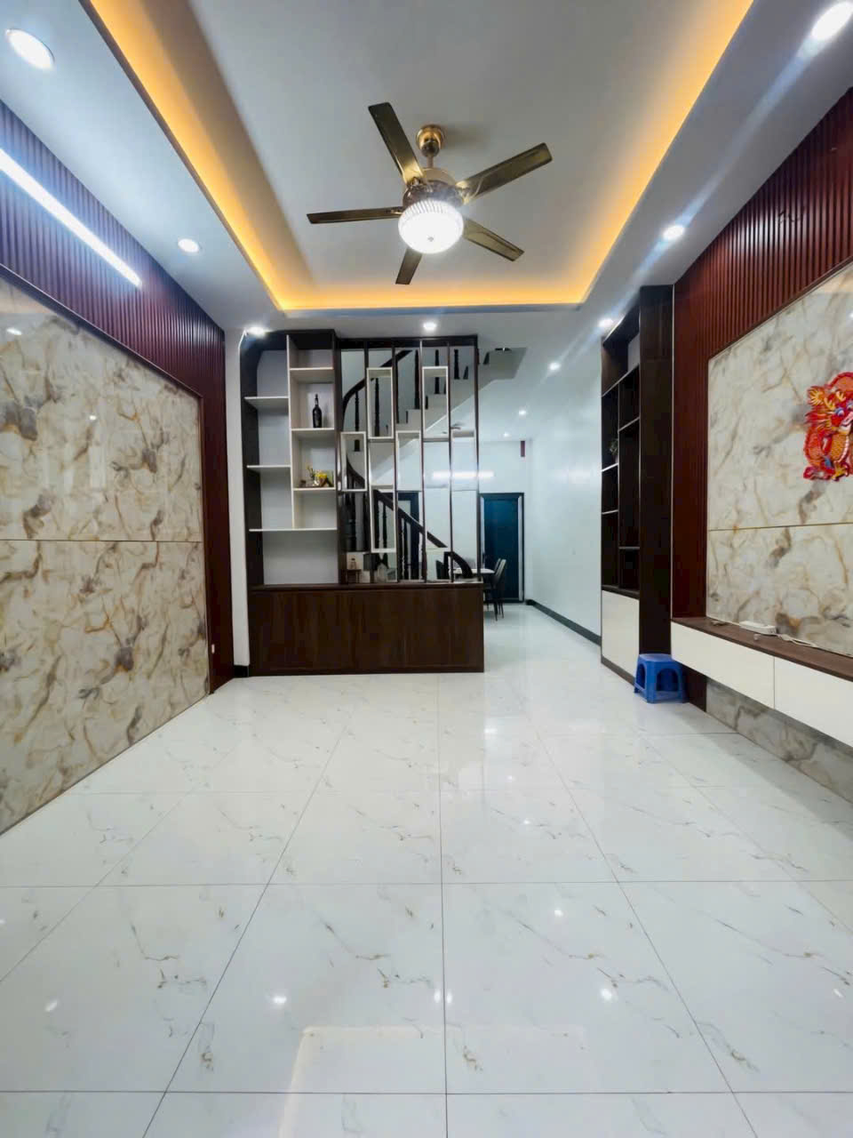 CỰC HIẾM- HƠN 6 TỶ - 49M NHÀ DÂN XÂY PHỐ CỔ NGỌC LÂM, LÔ GÓC, NGÕ THÔNG 10M RA HỒ-anh-7