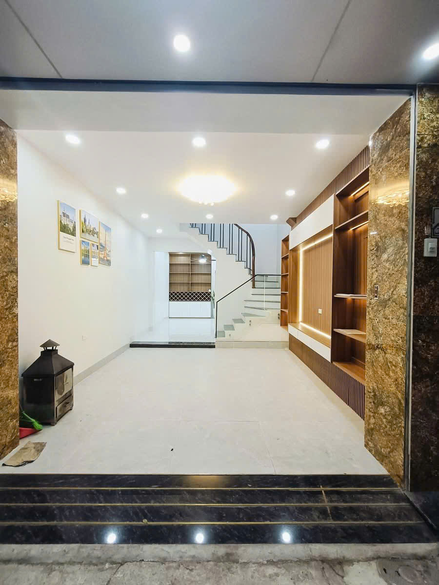 ĐẲNG CẤP HOÀNG CẦU - PHÂN LÔ - Ô TÔ-anh-3