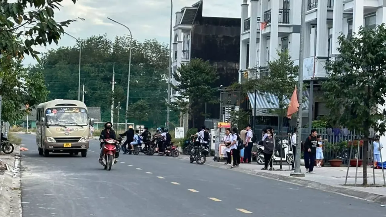 Đất Phú Chánh Thành Phố TÂN UYÊN Kẹt tiền bán đất trả nợ, tổng diện tích 72 mét vuông-anh-2
