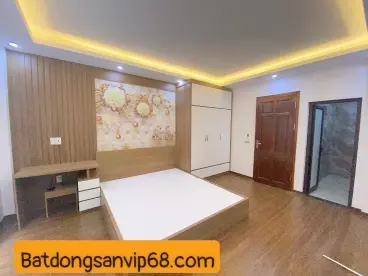 Nhà đẹp ở ngay, view hồ, cạnh công viên trên phố Nguyễn Thị Định, 50m2 giá 8.3 tỷ-anh-3