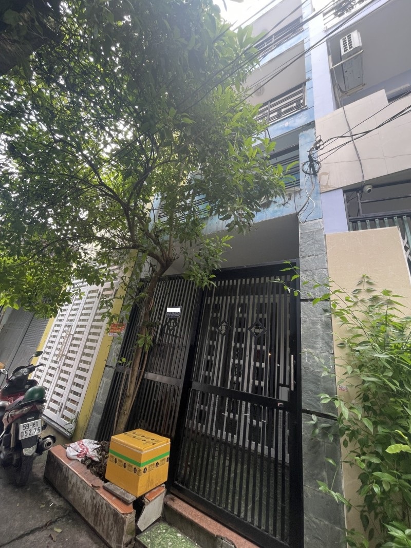 Gần Trường Đại học Văn Lang - Hẻm 3m - DT 3 x 11m - BTCT 4 Tầng-anh-6