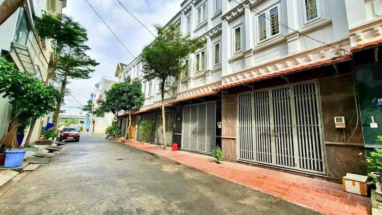 GẤP BÁN NHÀ KHU VIP, PHÚ HỮU, QUẬN 9, DT 53M2, 3 TẦNG, GIẢM 700Tr CÒN 5.1 TỶ-anh-3