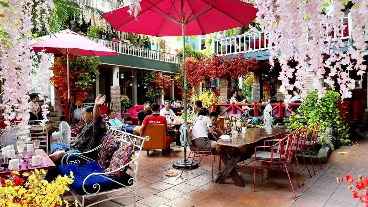 GIA CHỦ XUẤT CẢNH CẦN BÁN NHANH QUÁN CAFE SÂN VƯỜN VỊ TRÍ VÀNG NGUYỄN ẢNH THỦ TRUNG HÓC MÔN.-anh-4