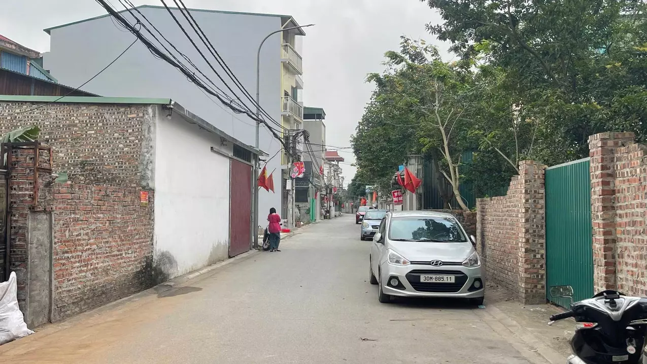 GIẢM CHÀO 1 TỶ - BÁN NHÀ DU NỘI ( ĐÔNG ANH) - NHÀ 3 TẦNG DÂN XÂY - 30M RA ĐƯỜNG Ô TÔ TRÁNH- 42M--anh-1