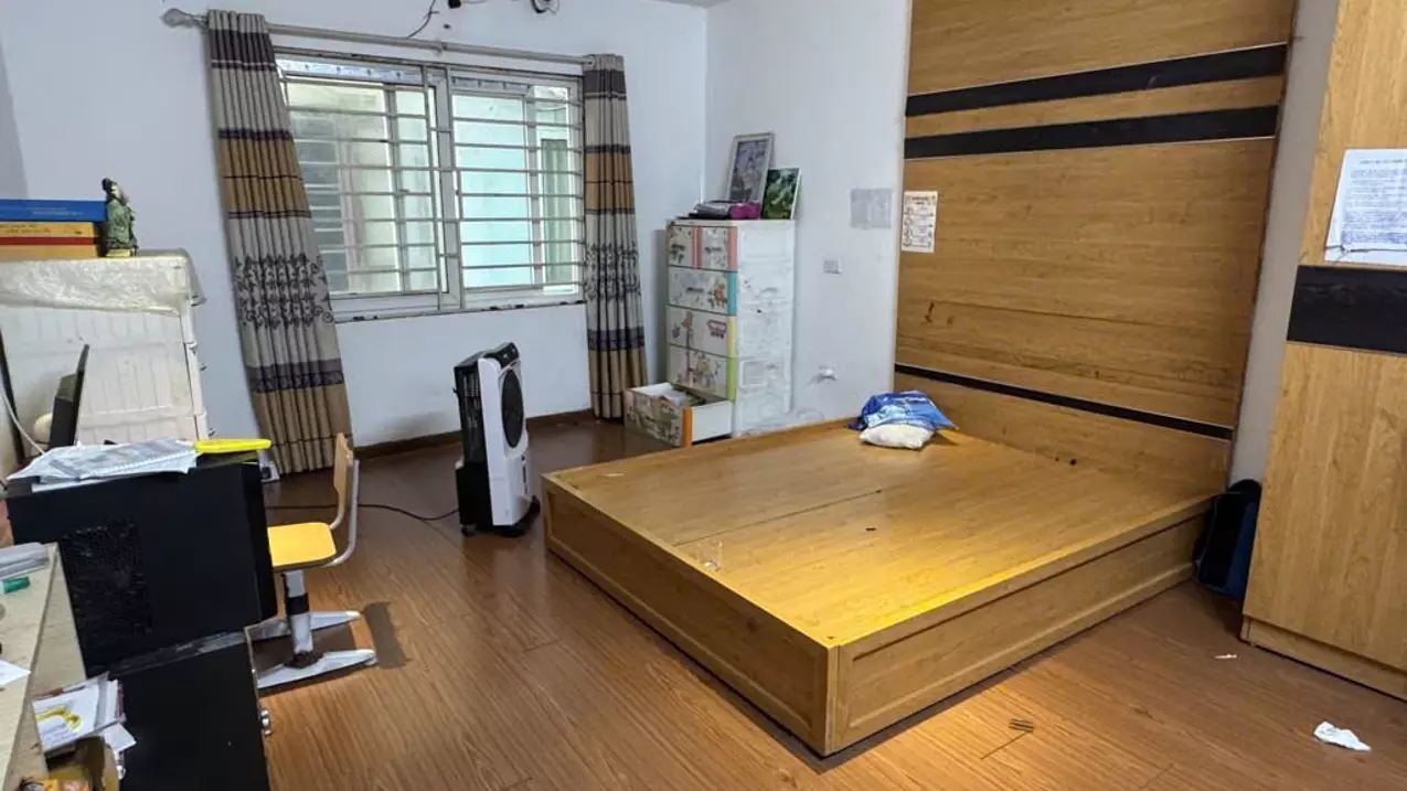 Giảm gần nửa tỷ cần bán nhà giáp nhị 5 tầng long lanh VF3 đỗ cửa hoàng mai-anh-2