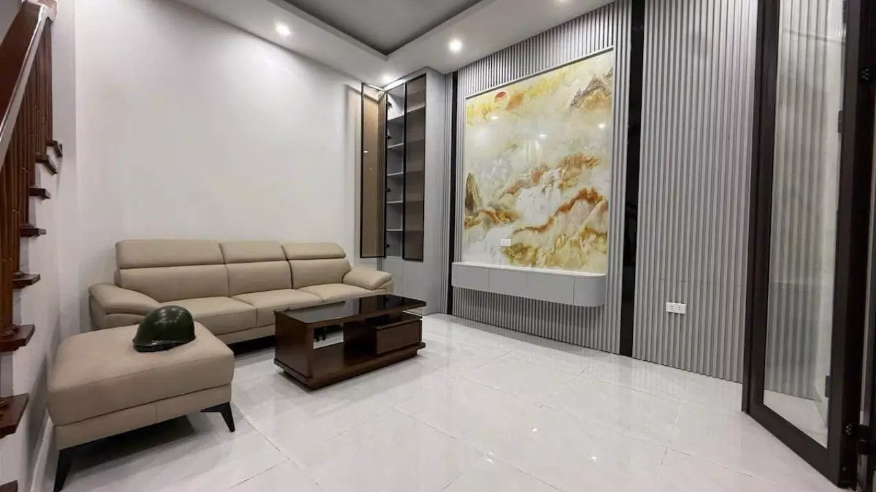 GỐC LÕI ĐỐNG ĐA - NGÕ NÔNG BA GÁC - LÔ GÓC HAI THOÁNG - NĂM TẦNG KIÊN CỐ - NỘI THẤT SANG XỊN - SỔ-anh-2