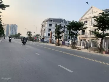 Cho thuê Biệt Thự mặt phố Thành Trung –Trâu Quỳ ,192.5m 4 tầng Mtien 9m.0982852808-anh-2