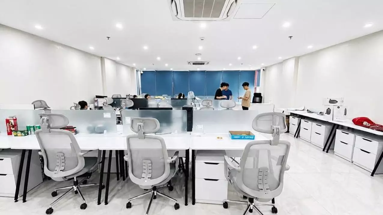 HOA HẬU DÒNG TIỀN MẶT PHỐ KHUẤT DUY TIẾN - THANH XUÂN
1 HẦM 7 TẦNG - THANG MÁY - DT 140 TR/TH-anh-2