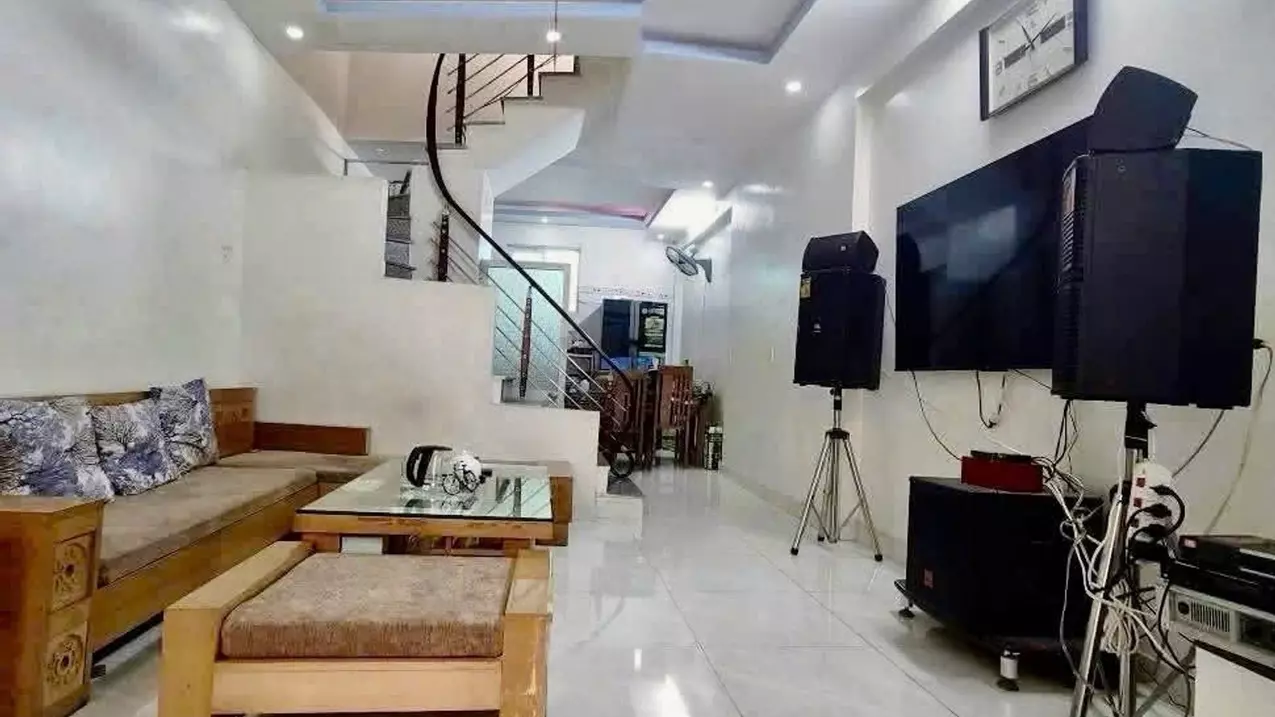 hơn 2 tỷ có nhà đẹp ngay Chợ Lũng,Đằng Hải – bước vào là muốn ở-anh-1