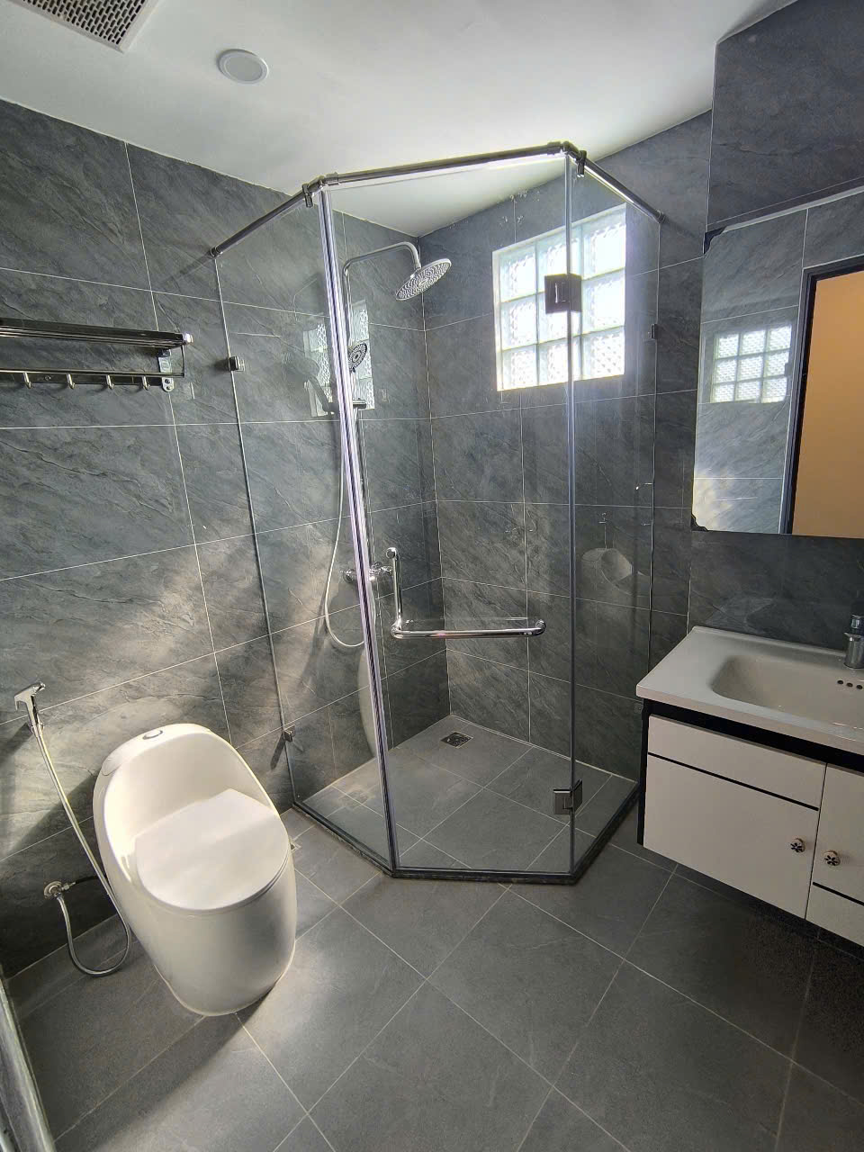 HỒNG TIẾN - LONG BIÊN - 45M2 x 7T - MT 4M - 13.8 TỶ - Ô TÔ ĐỖ CỬA - SÁT PHỐ - THANG MÁY-anh-5