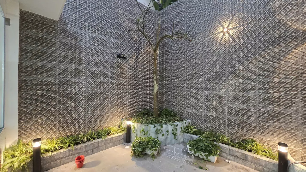 HỒNG TIẾN, LONG BIÊN. 90M2 8 TẦNG GIÁ 24 TỶ- GARA 2 Ô TÔ - KINH DOANH - Ô TÔ TRÁNH KINH DOANH --anh-2