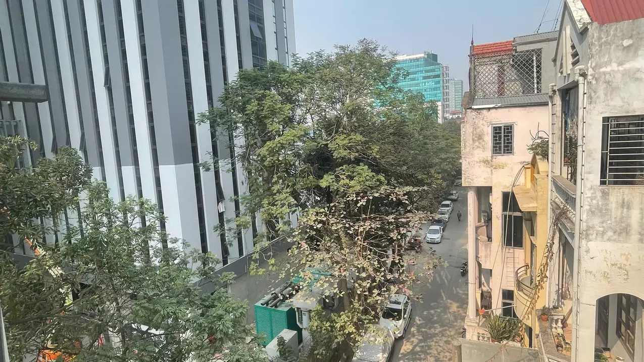 HOT HOT NHÀ HOÀNG SÂM 61M2, 6 NGỦ, KINH DOANH, VỈA HÈ CHỈ 17.6 TỶ-anh-2