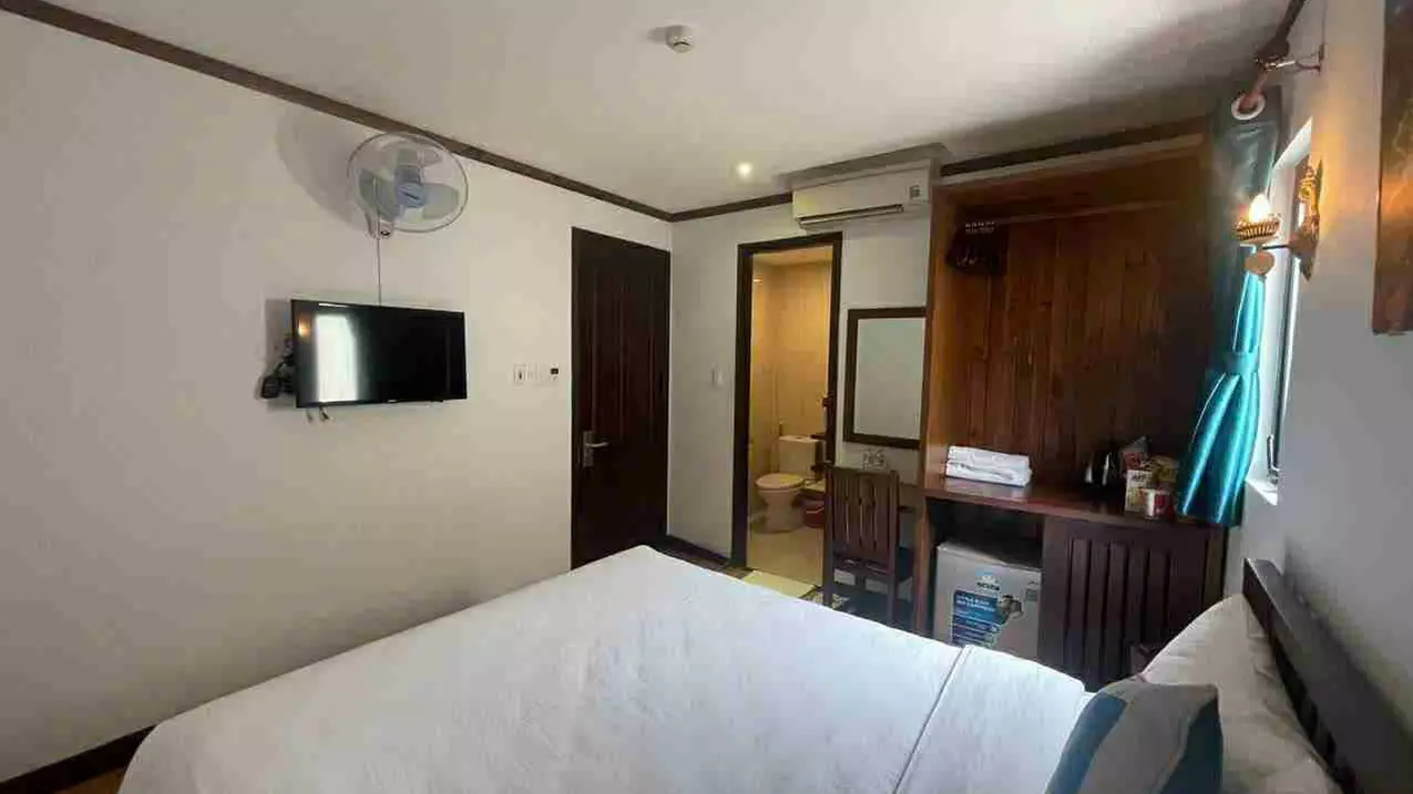 KHÁCH SẠN 7 TẦNG, VỊ TRÍ VIP ĐƯỜNG 2 THÁNG 9, TRUNG TÂM HẢI CHÂU ĐÀ NẴNG, DOANH THU 140TR/THÁNG-anh-3