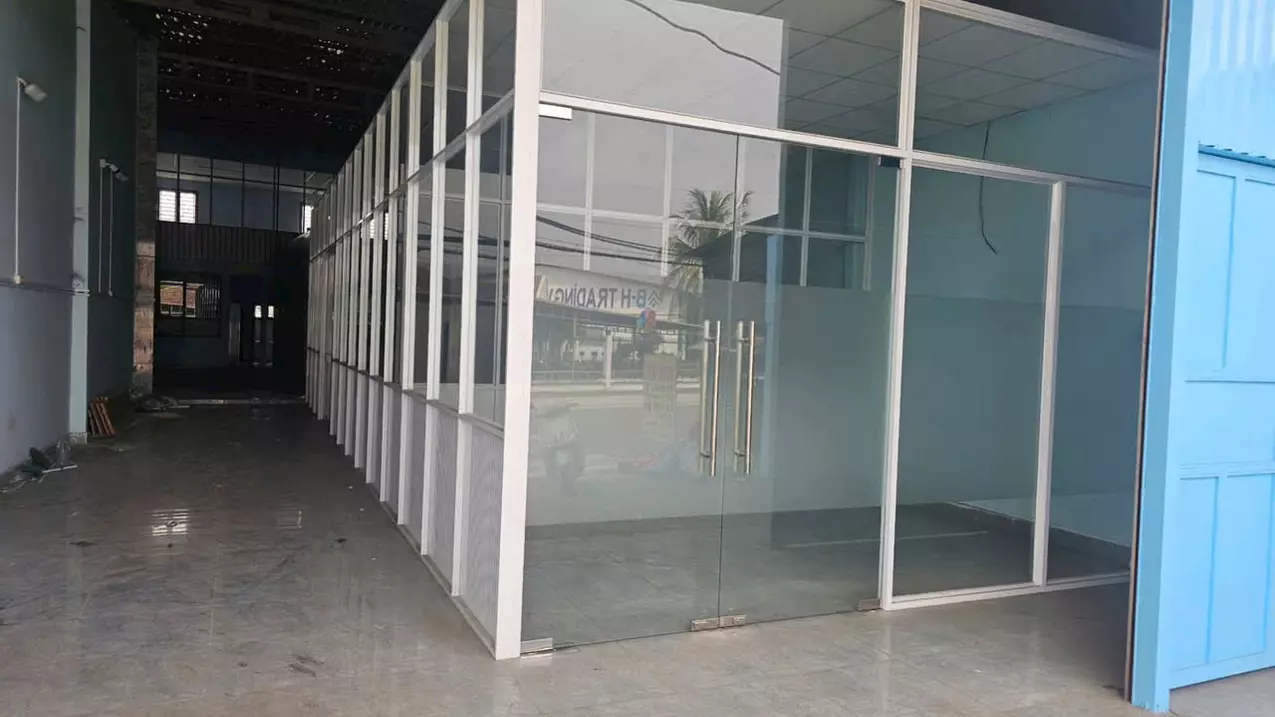 KHO XƯỞNG MẶT TIỀN BÙI CÔNG TRỪNG – DÒNG TIỀN SẴN, GIÁ CỰC TỐT-anh-2