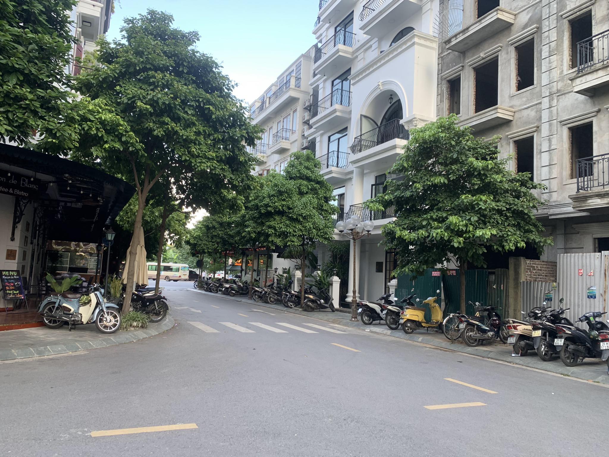Liền kề Nguyễn Sơn-bệnh viện Tâm Anh, 90m x 6tầng, vỉa hè, ôtô dừng đỗ,kinh doanh ngày đêm-anh-1