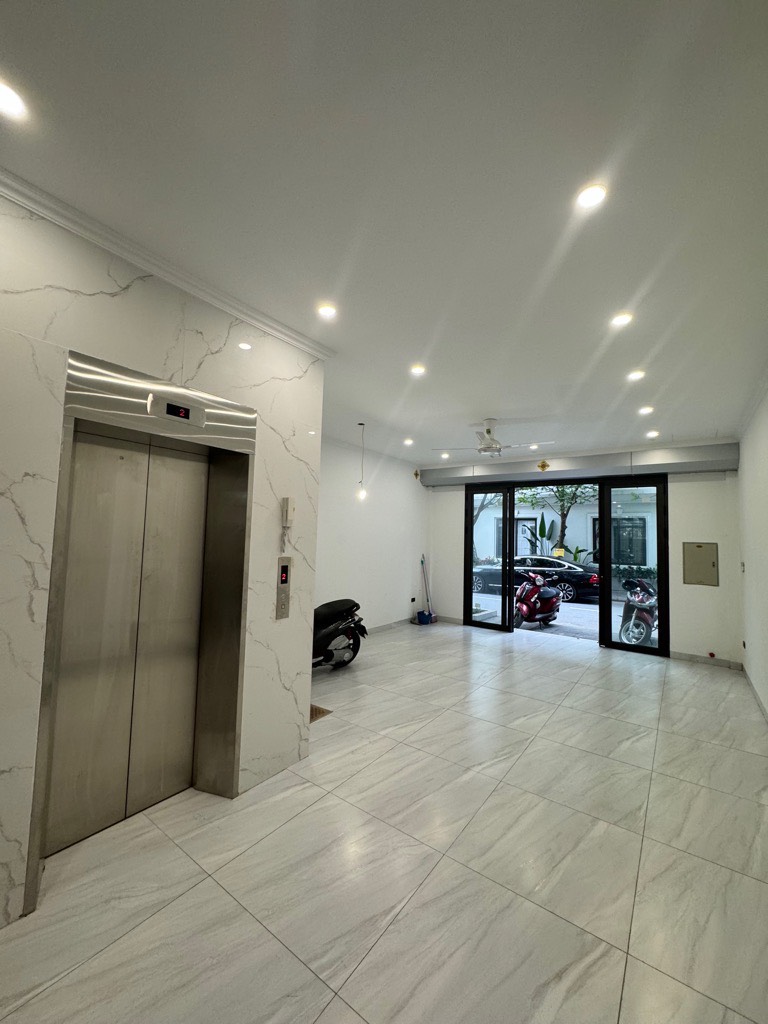 Liền kề Nguyễn Sơn-bệnh viện Tâm Anh, 90m x 6tầng, vỉa hè, ôtô dừng đỗ,kinh doanh ngày đêm-anh-3