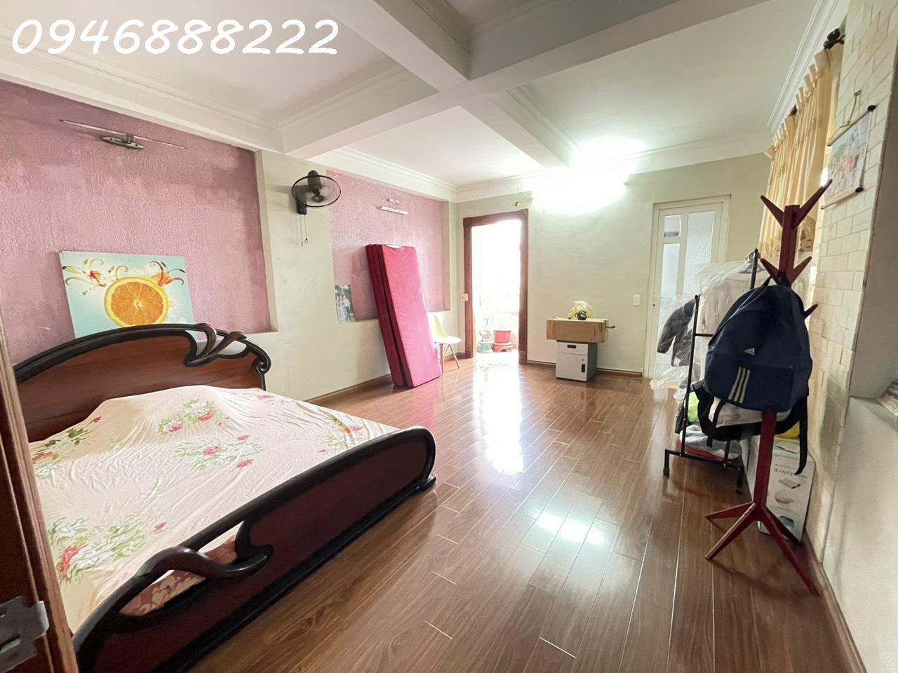 Mặt đường Nguyễn Công Trứ xây 5 tầng  vị trí đẹp gần Hồ Sen , đang kinh doanh ra dòng tiền .-anh-3