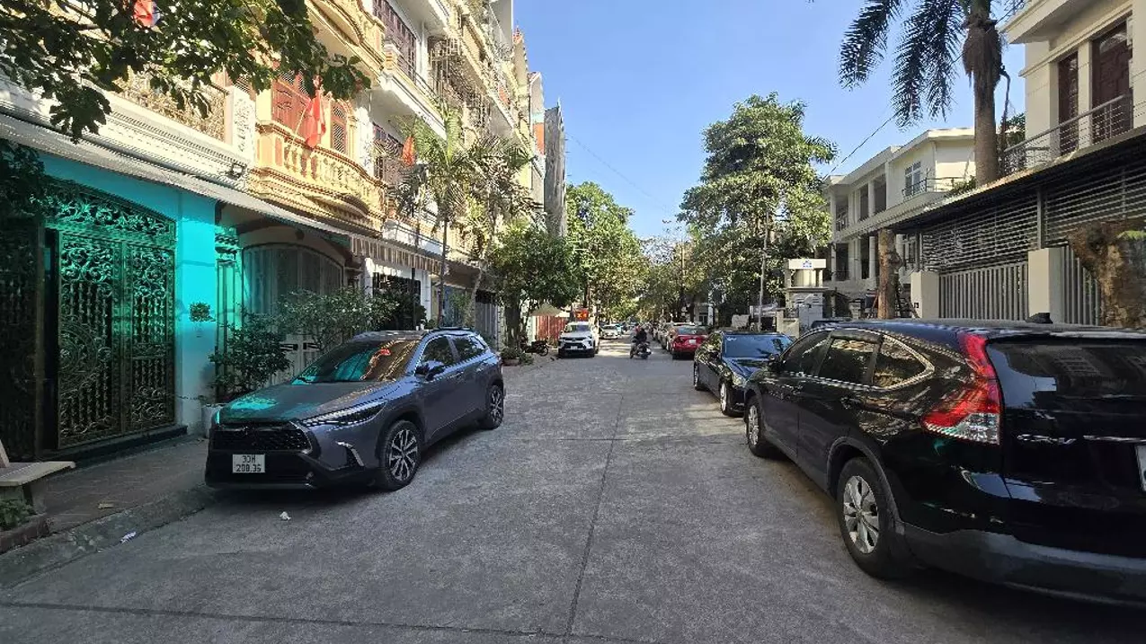 Mặt phố Huy Du, siêu hiếm, phân lô, oto,thang máy, vỉa hè KD 55m2, 5T 22tỷ8-anh-4