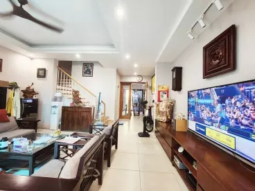Bán nhà đẹp Tư Đình, Long Biên, 180m x 4 tầng, MT 6.1m, ô tô, sân vườn, 17 tỷ-anh-2