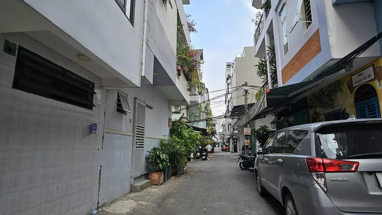 Mặt tiền đường số Vĩnh hội Q4
Diện tích sử dụng 74 m2
ĐÚC 4 TẤM CÓ 4 TỶ-anh-2