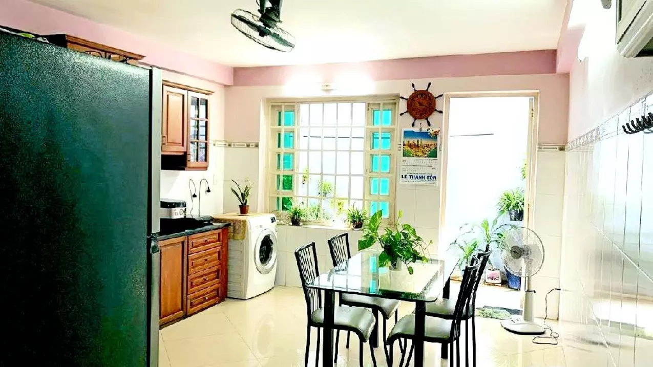 Mặt tiền kinh doanh Trịnh Quang Nghị 4x21 chỉ 11 tỷ 4-anh-3