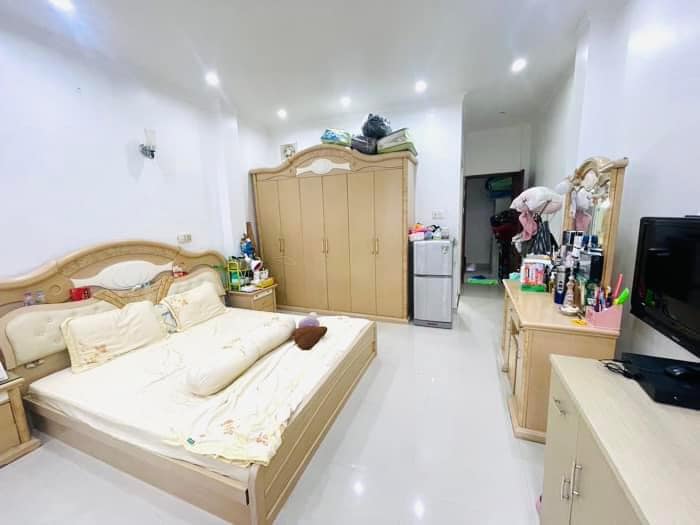 Mặt tiền Phú Lợi 4.5x27, gần chợ, đẹp lung linh chỉ 9 tỷ 9-anh-6