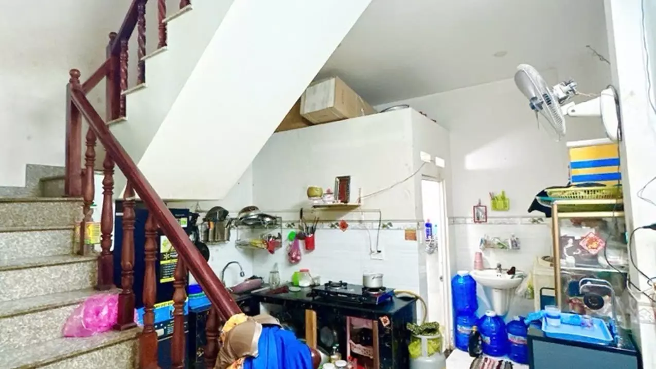 NHÀ 1/ CHIẾN LƯỢC - HẺM XE HƠI - 3 TẦNG 2PN - 34.6M2 GIÁ 3.75 TỶ TL-anh-2