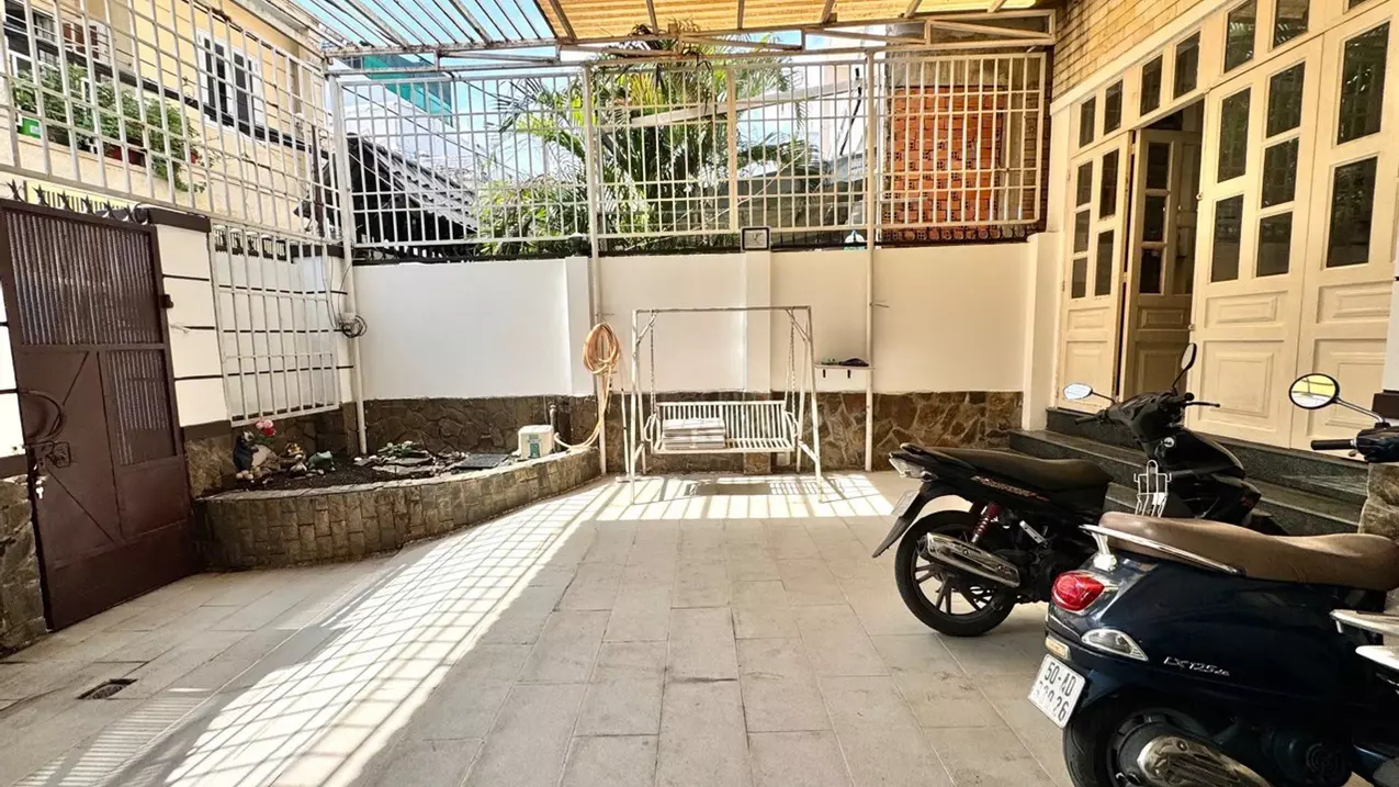 Nhà 1 ĐỜI CHỦ XƯA NAY - 115m2 (4Tầng) - Ngang bề thế (gần 7m) - OTO THÔNG - Dương Quãng Hàm, GVấp-anh-1