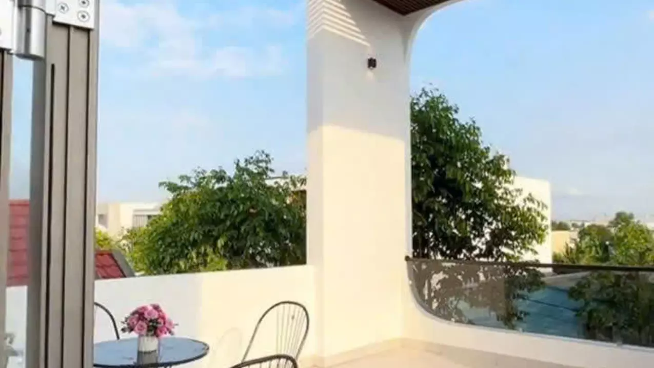Nhà 1 trệt 2 lầu dtsd 200m², tp. thủ dầu một - chỉ 2.95 tỷ nhà mới xây - sổ sẵn công chứng.-anh-4