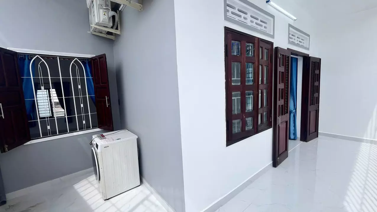 Nhà 2 tầng gần Biển hẻm Phú Đức , TP Nha Trang -  DT: 55,6m (ngang 6,3m nở hậu 8m) - Giá :-anh-2