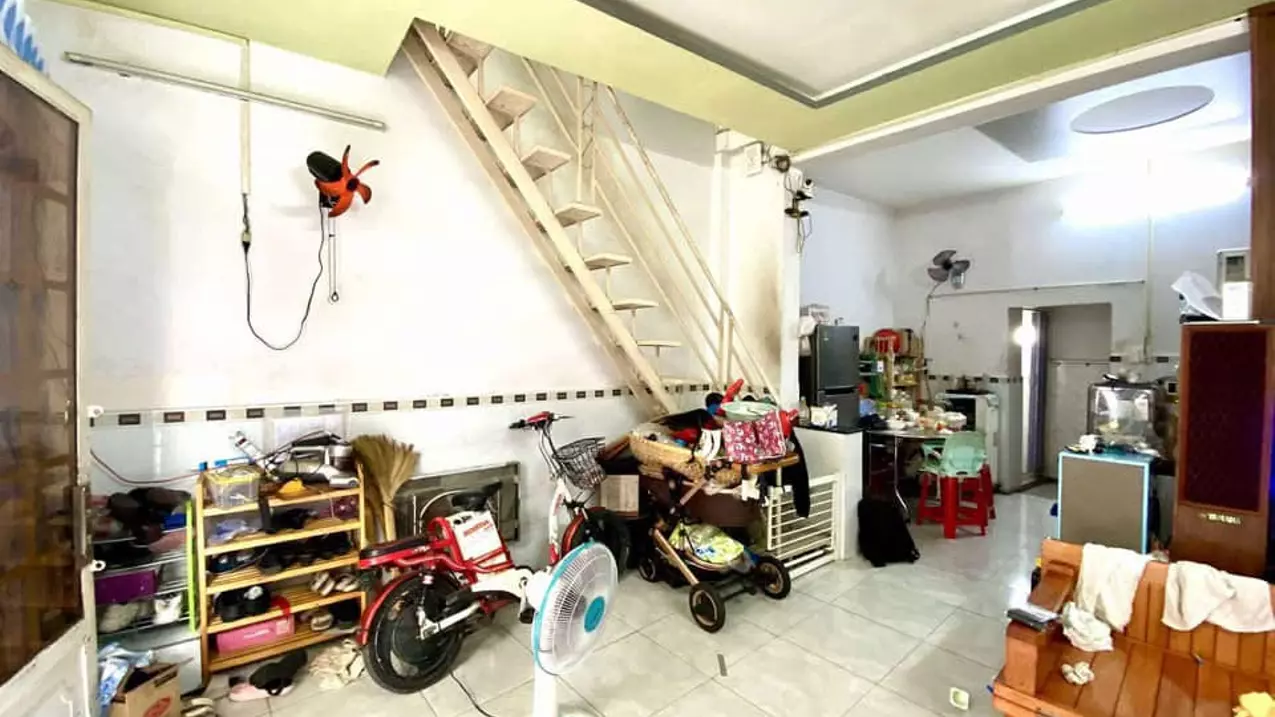 NHÀ 2 TẦNG HT 35 - 3 PHÚT QUA GÒ VẤP. GẦN HÃNG BIA HENIKEN, SIÊU THỊ METRO. CHỉ 2,98 TỶ TL.-anh-2