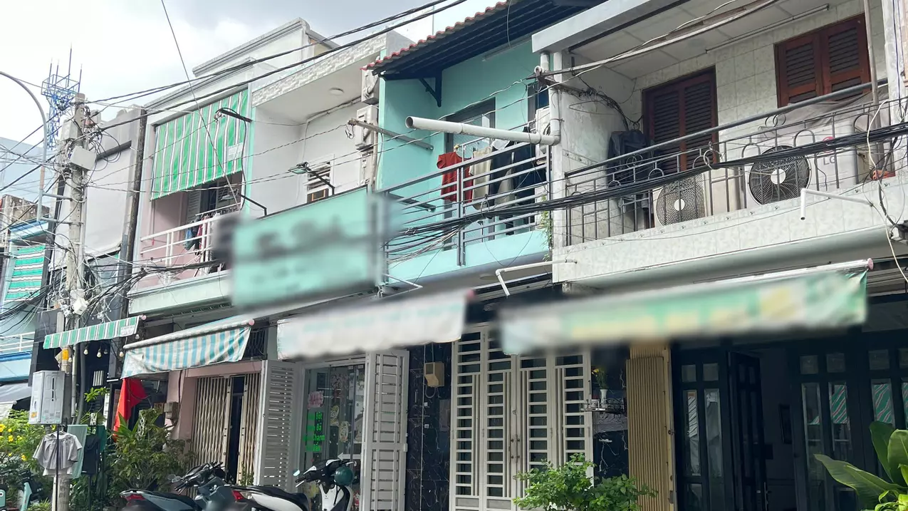 Nhà 2 tầng mặt tiền Mạc Vân P12Q8 . Giá : 5.2 tỷ-anh-1