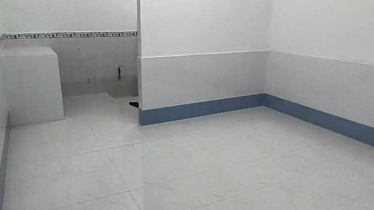 nhà 2,5 Triêụ mới đẹp gần chợ Xuân Khánh (cổng rào chung không nuôi thú cưng)-anh-3