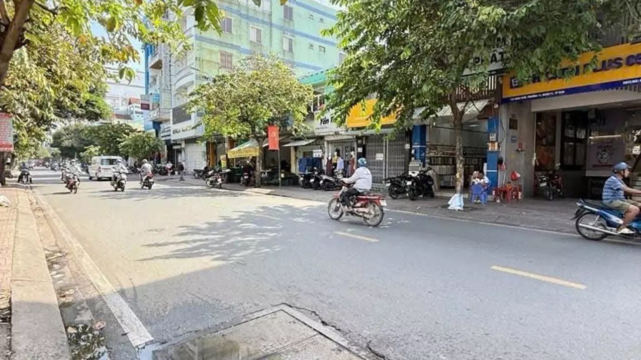 NHÀ 3 TẦNG HẺM XE HƠI BÌNH THỚI – NHỎ GỌN NHƯNG ĐỦ CÔNG NĂNG CHO GIA ĐÌNH TRẺ-anh-3
