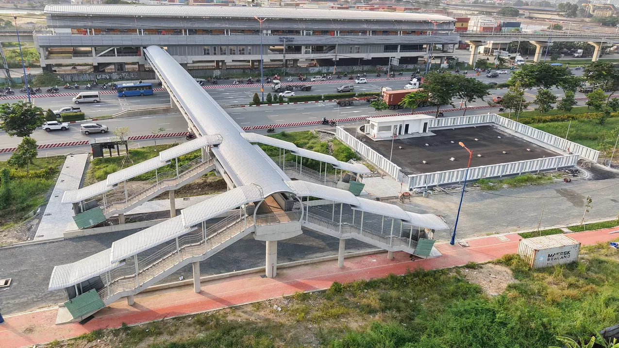 Nhà 3 tầng, Hồ Bá Phấn, PLA, 110m2, ngang 5.2m, ngay Metro, xe hơi trong nhà, 7.3 tỷ-anh-5