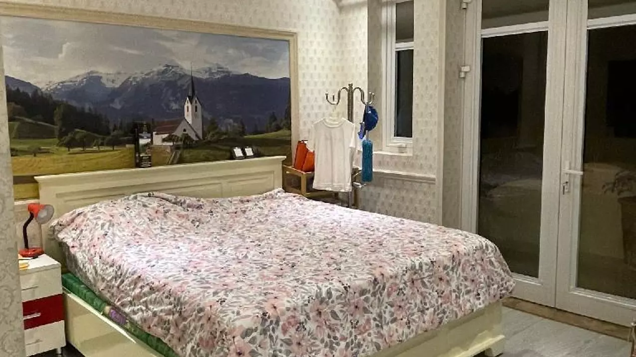 Nhà 4 Tầng Mặt tiền kinh doanh, Full nội thất, Ngang 4.2M, trung tâm Quận7,  50M2,Chỉ8.5tỷ-anh-3