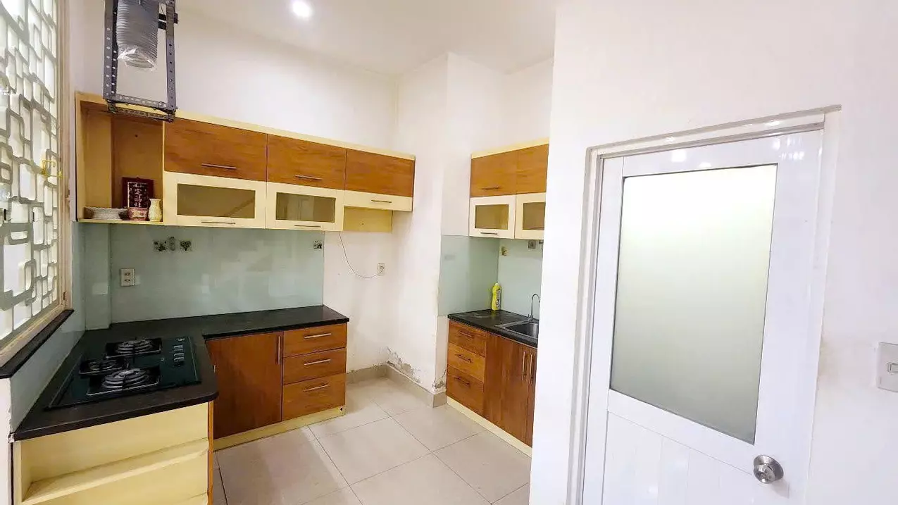 Nhà 5*10m 2lầu/ST hẻm 125 Nguyễn Thị Tần P1Q8 gần cầu Chữ Y-anh-3