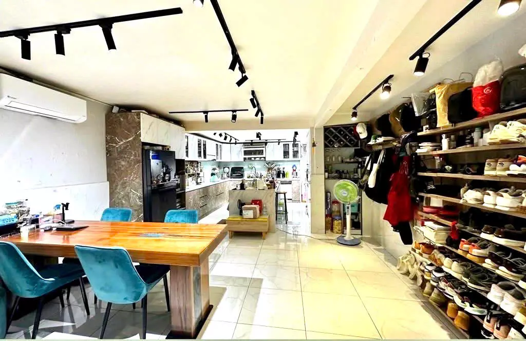 NHÀ ĐẸP Đ.BẾN VÂN ĐỒN- 72M2 NGANG 4.9M- NHỈNH 8T THÔI- LUU THÔNG THUẬN TIỆN- Đ.HOÀNG DIÊU, NGUYỄN-anh-5