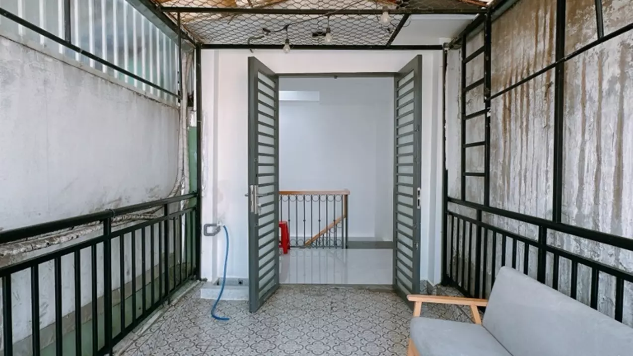 Nhà đẹp Diện tích SD 84 m đúc 4 tấm Q4 hơn 3,5 tỷ cách Q1 - 100 m-anh-5