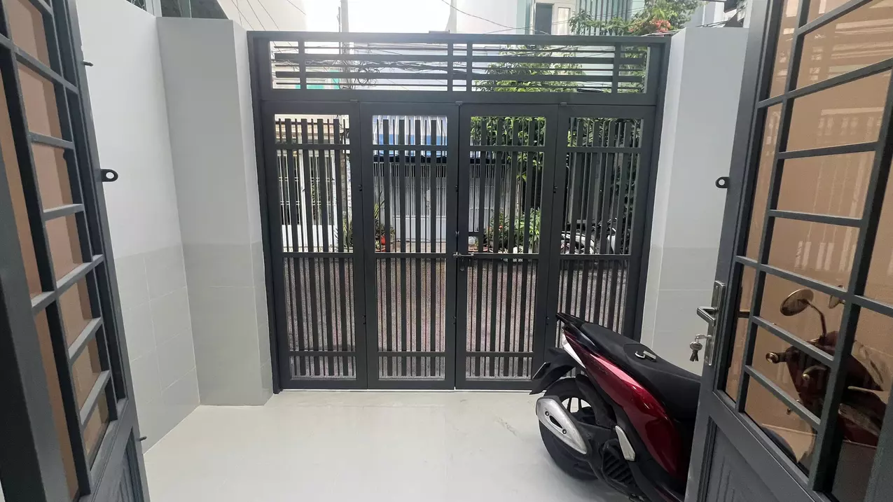 Nhà đẹp đón Tết!! Nhà mới 100% hẽm xe tải dọn vào ở ngay-anh-2